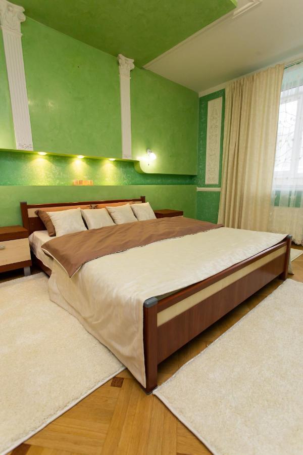 Центр. Вулиця Липова. 3 Кімнати Apartment Ternopil Exterior photo